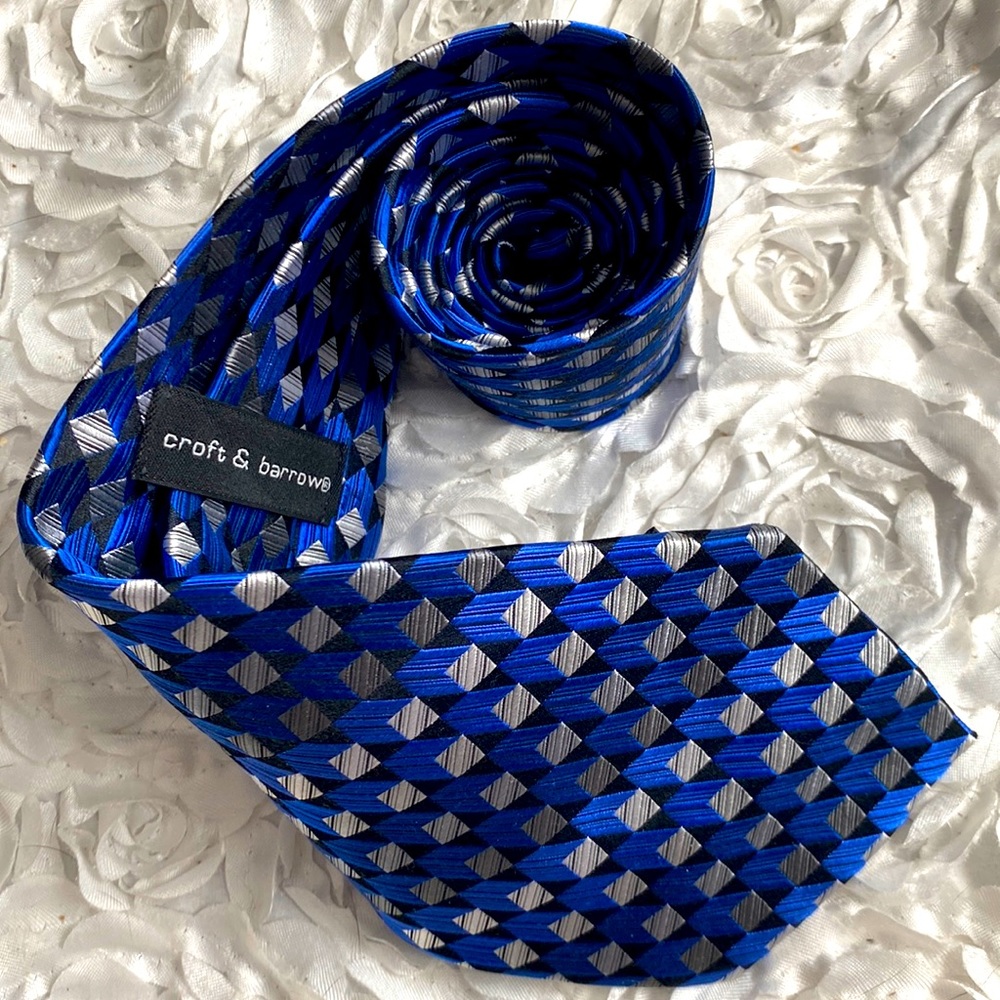 New Croft & Barrow silk stain resistant tie